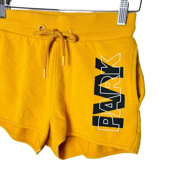 IVY PARK Logo Fleece Short Drawstring Waist Sporty Pockets Yellow - Picture 3 of 6